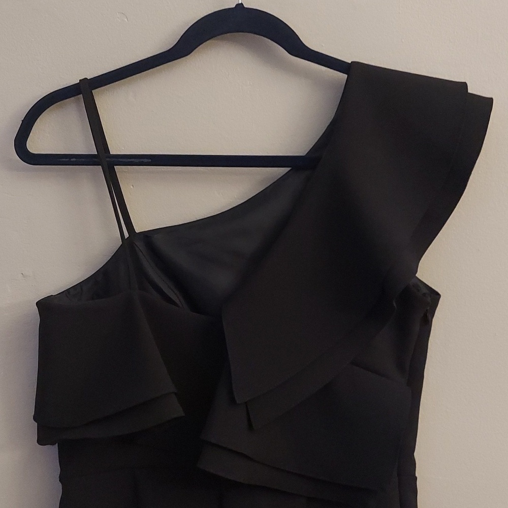 TOPSHOP 6 Black One Shoulder Ruffled Romper - Picture 10 of 15